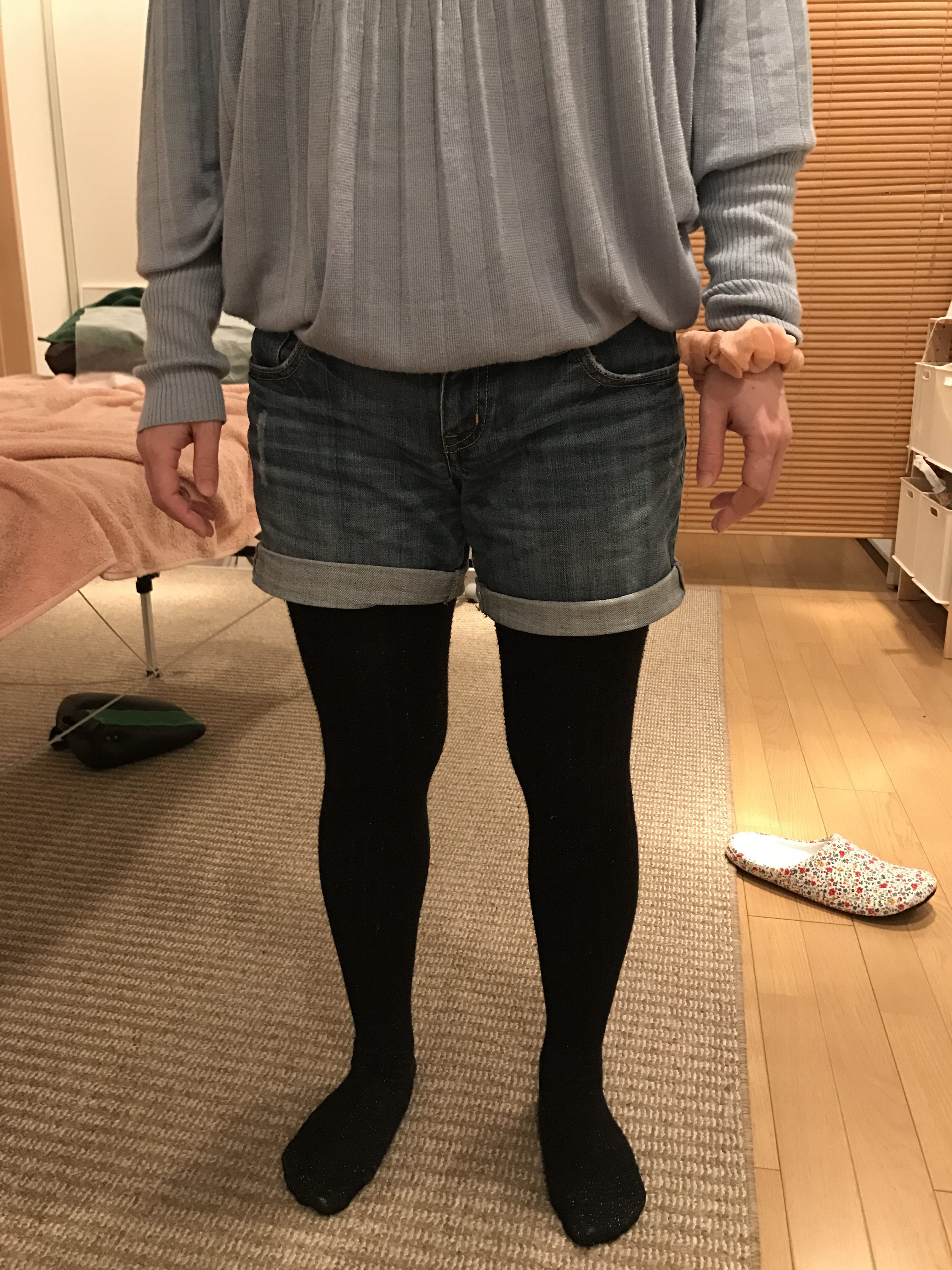 半月板が割れた美女