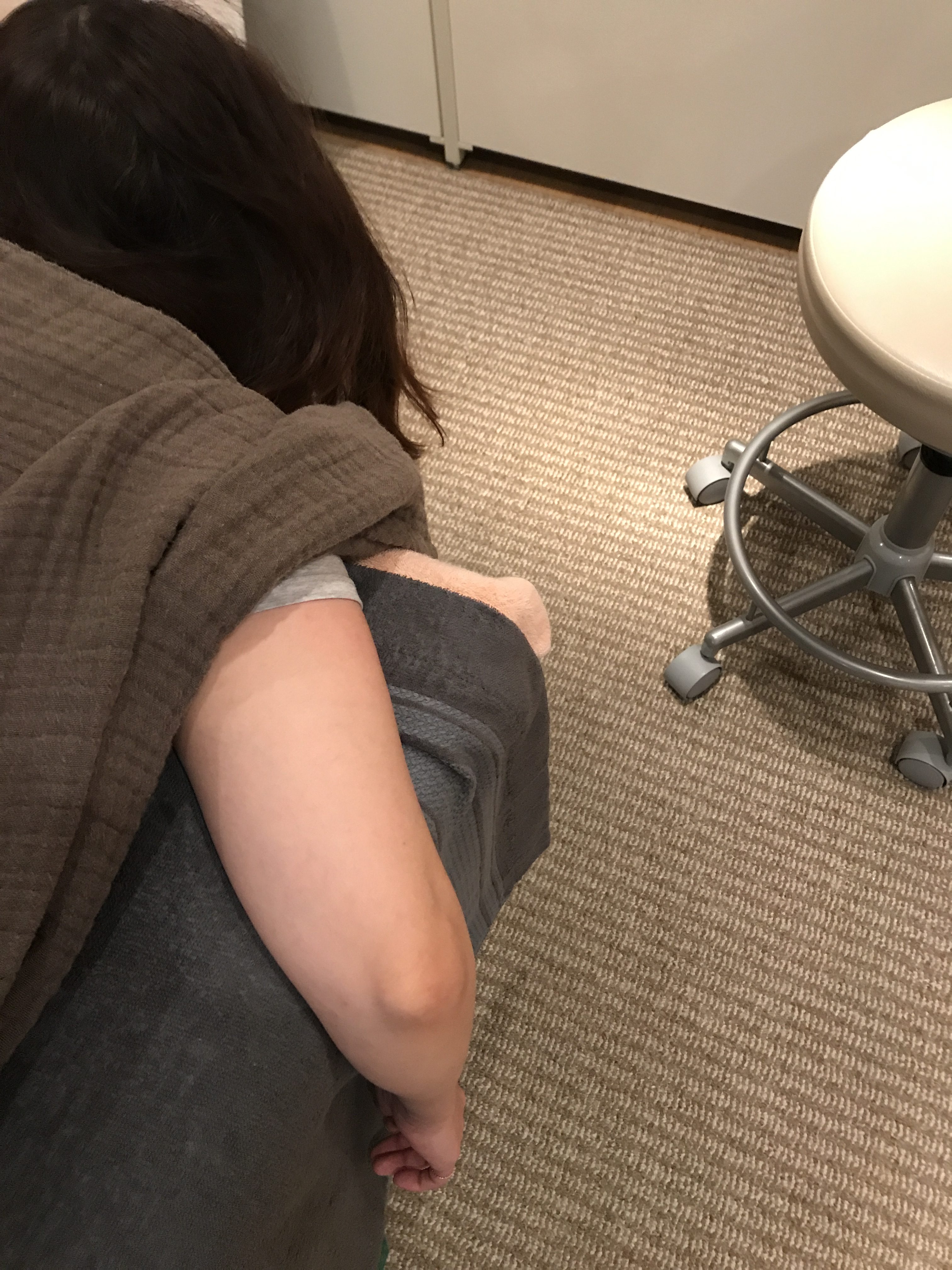 使いすぎで「右腕が死亡してます(´・_・`)」という話